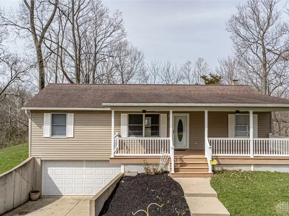 571 Lakengren Dr, Eaton, OH 45320