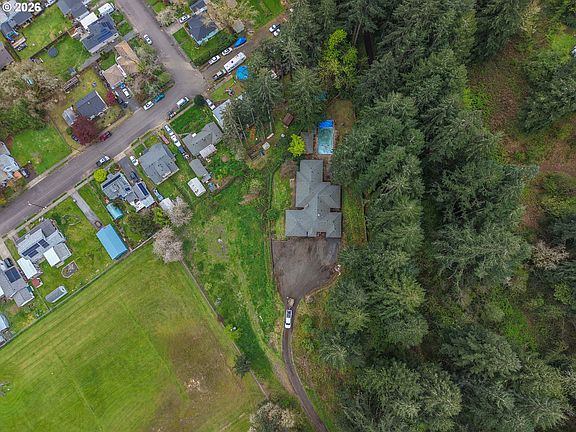 2nd image of 203 5th Ave
