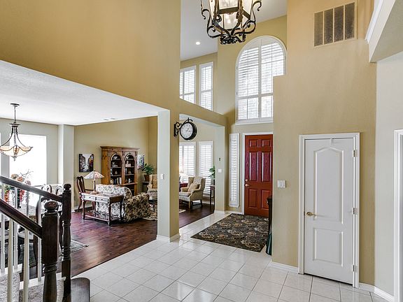 5th image of 3812 Amberglow Ct