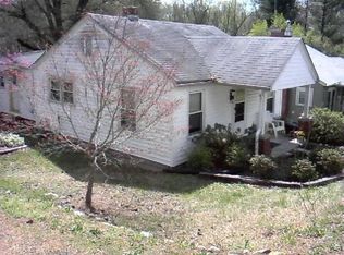 1215 Winslow Ave, Asheboro, NC 27205