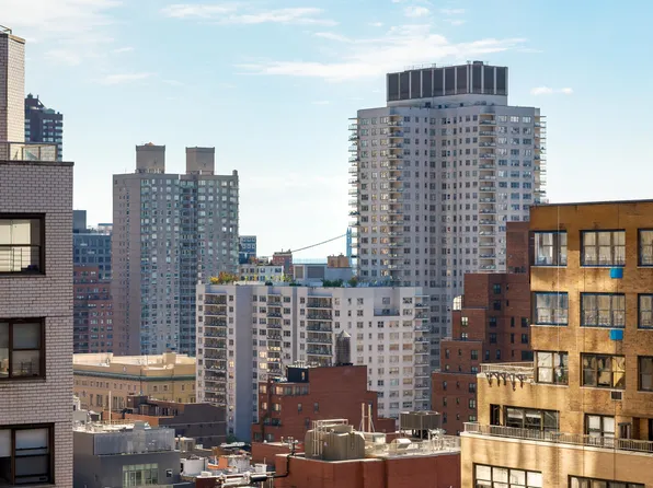 360 East 72nd Street image 10 of 21