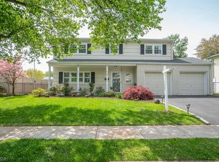 17 Windsor Pl, Cranford, NJ 07016