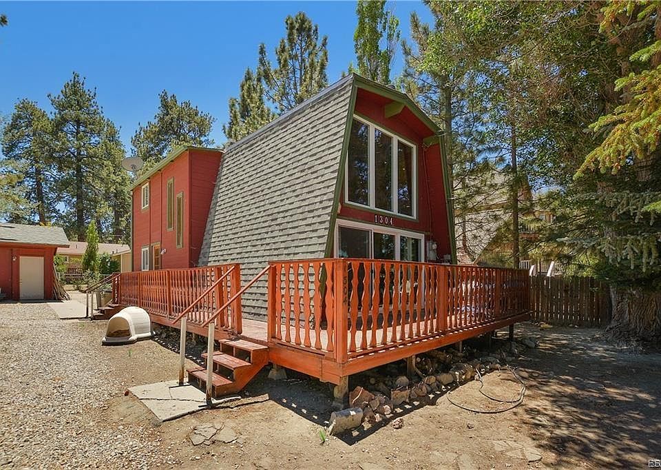 1st image of 1304 Barranca Blvd