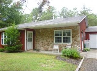 42 Thorn Ave, Barnegat, NJ 08005