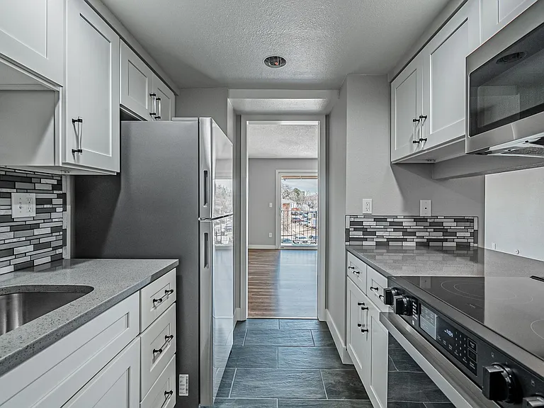 12141 Melody Dr #301 — Photo 19