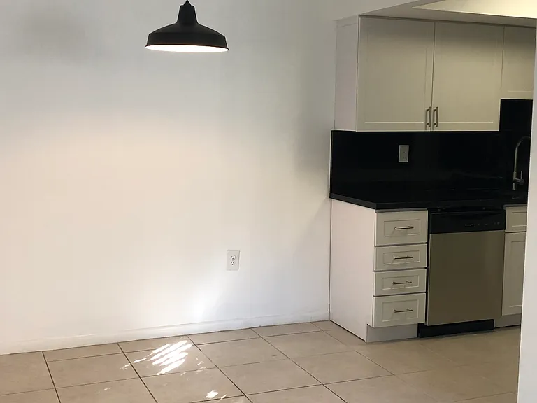 Dining area / kitchen