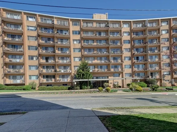 265 Main Street #219, Ridgefield Park Village, NJ 07660