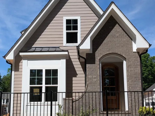 728 Powell Dr, Raleigh, NC 27606