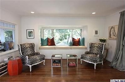 3rd image of 2412 Echo Park Ave