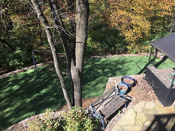 Terraced party & play areas