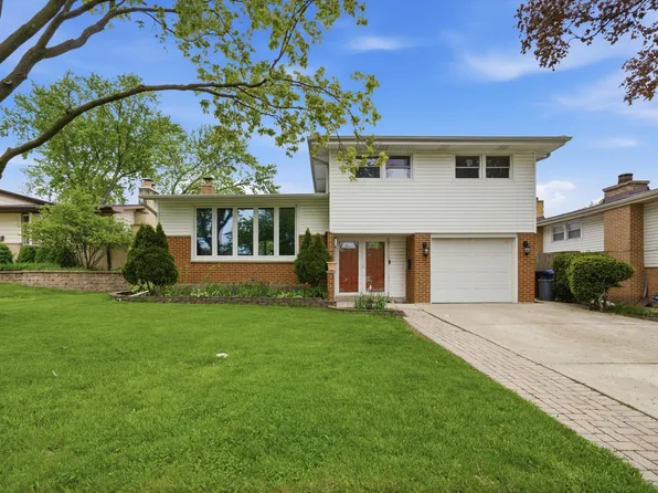 166 W Bradley St, Des Plaines, IL 60016