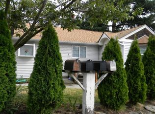 903 Pecks Dr, Everett, WA 98203