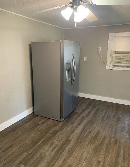 706 N Montgomery Ave — Photo 5