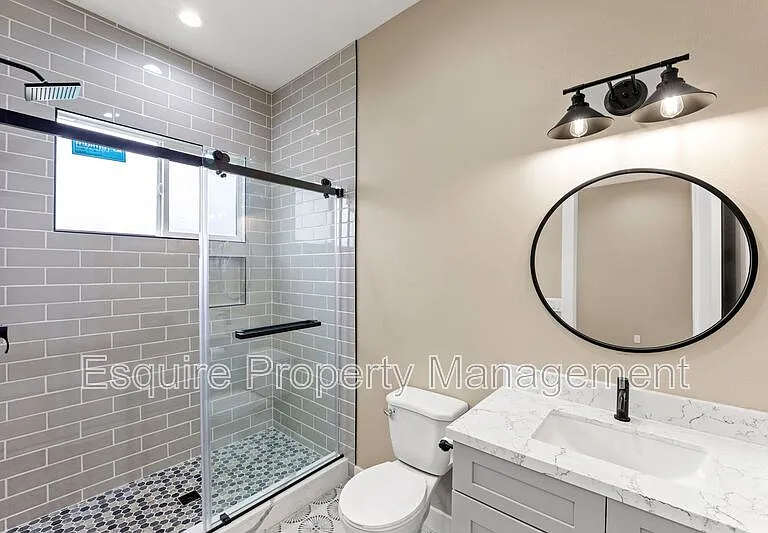 545 Carty Dr — Photo 22