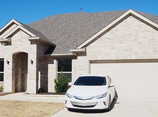 4317 Swallow Dr, Roanoke, TX 76262