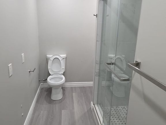 3rd image of 1920 Kwis Ave