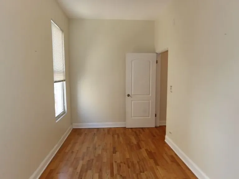 1411 W Erie St #3M — Photo 15