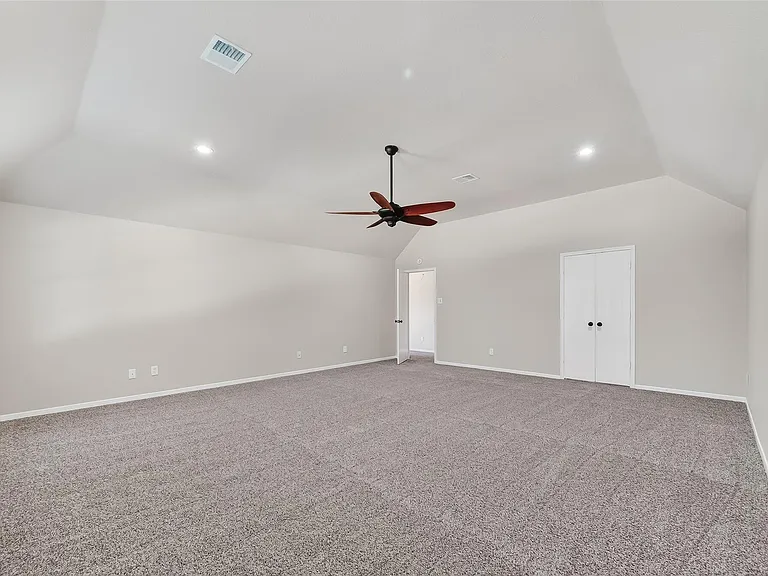 5118 Cherry Blossom Dr — Photo 32