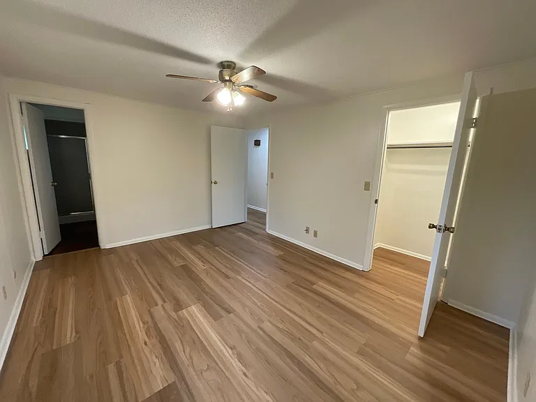 408 Cone St — Photo 13