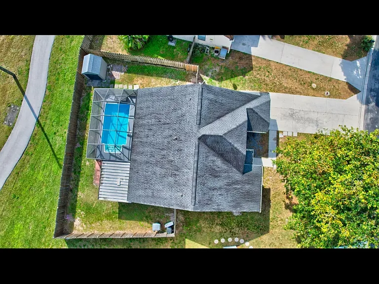5598 Pebble Brook Ln — Photo 13