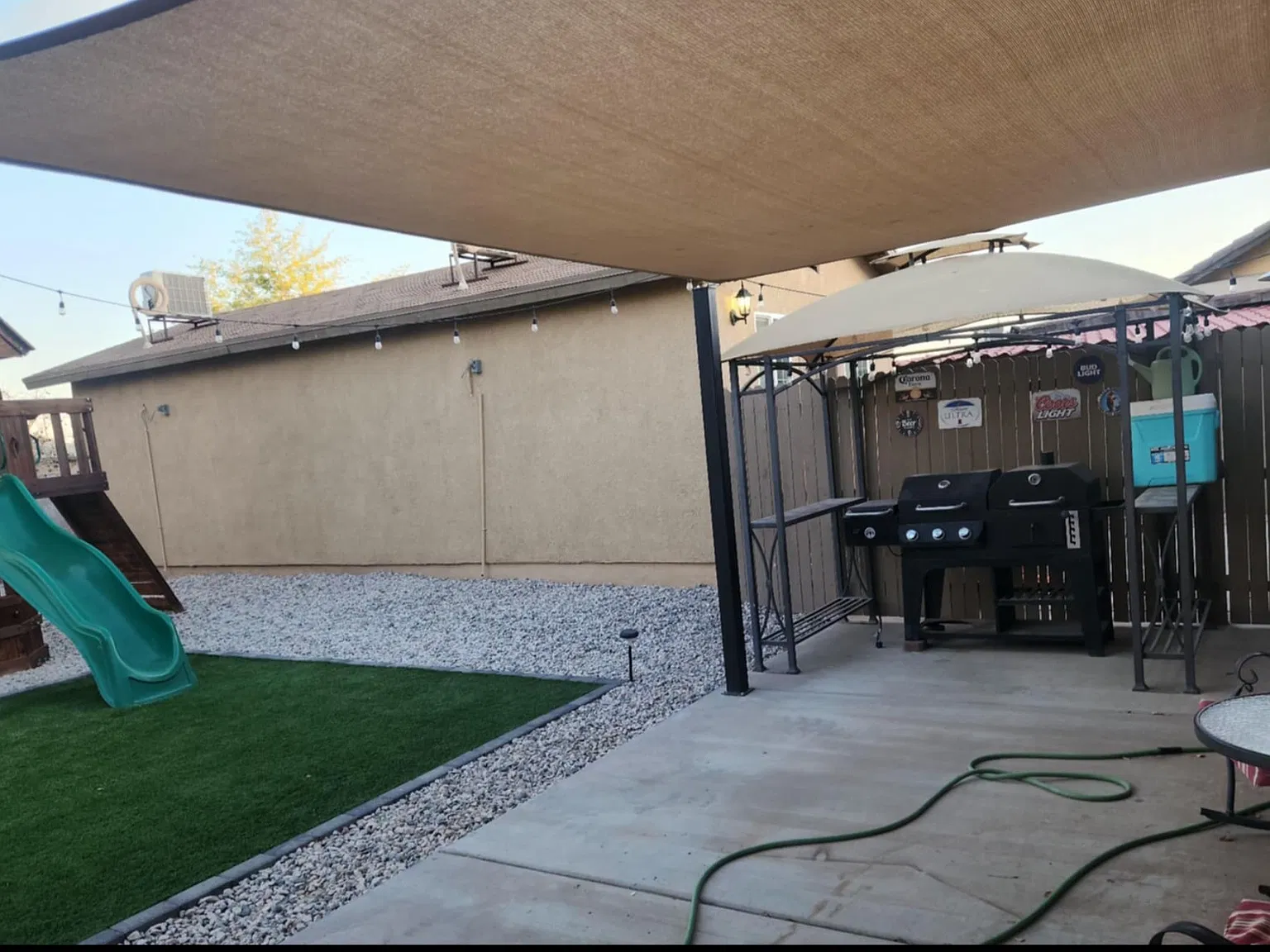 3 bed, 1281 sqft, $1,900 — Photo 1