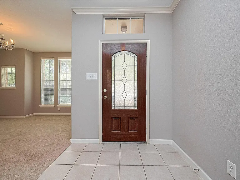 5203 Heatherdawn Ct — Photo 2