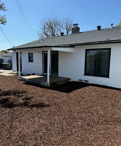 1424 Riverside Dr — Photo 48