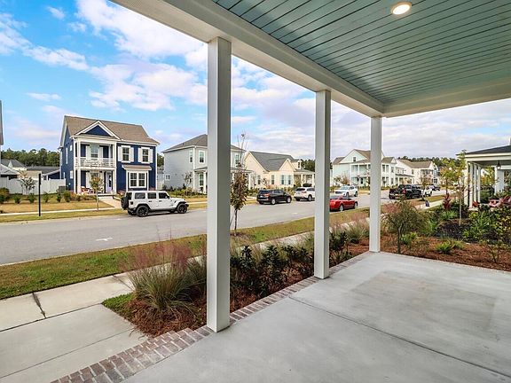 3rd image of 218 Symphony Ave