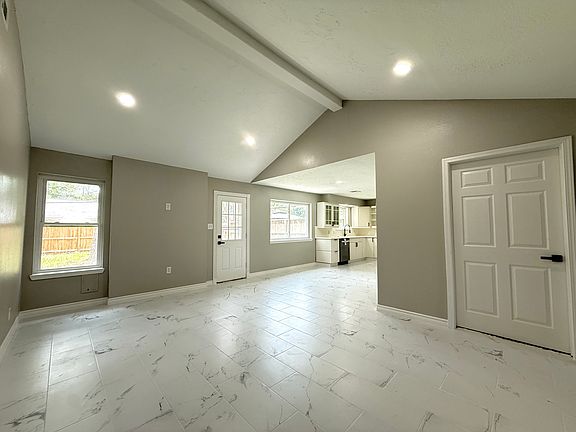 5th image of 22831 Earlmist Dr