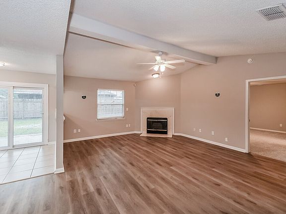 3rd image of 2979 Tuscarora Trl