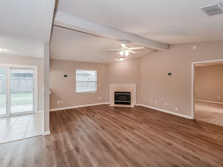 2979 Tuscarora Trl — Photo 3