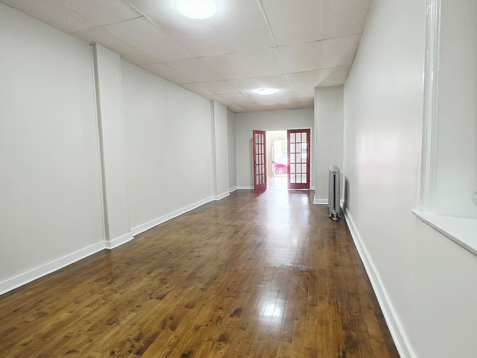 2nd image of 162 Sterling Ave #162D