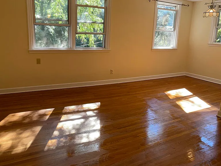 871 W Walnut Ln #2 — Photo 10
