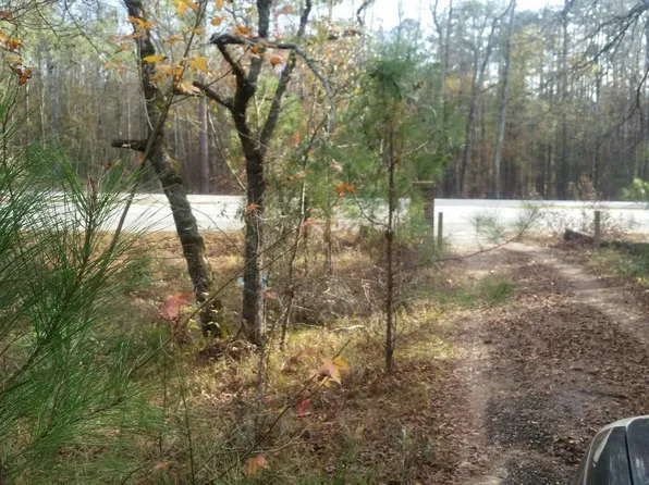 10530 Garners Ferry Rd, Eastover, SC 29044