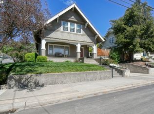 1215 NW Carden Ave, Pendleton, OR 97801