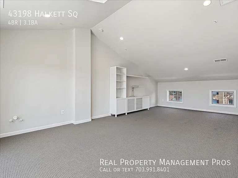 43198 Halkett Sq — Photo 27