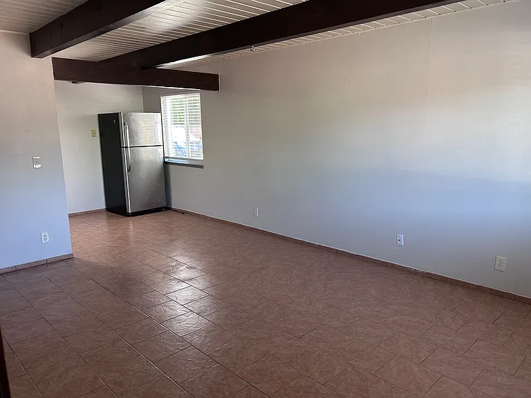 950 NW Hobart Ave — Photo 11