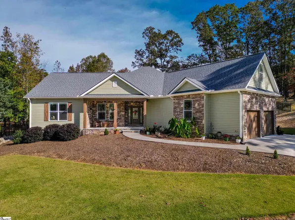 171 S Oak Pointe Dr, Seneca, SC 29678