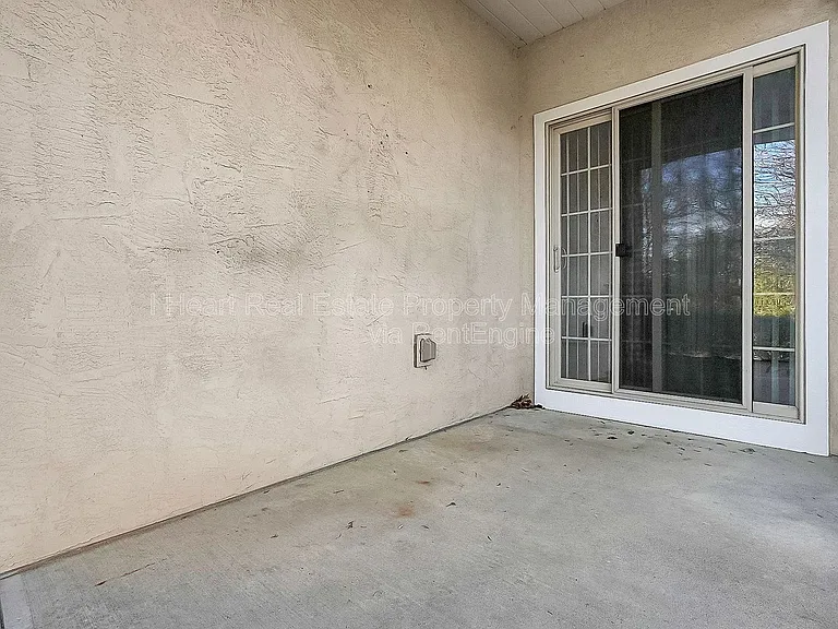 9580 Mission Dr — Photo 36