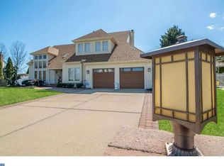 7 Oxford Dr, Sewell, NJ 08080