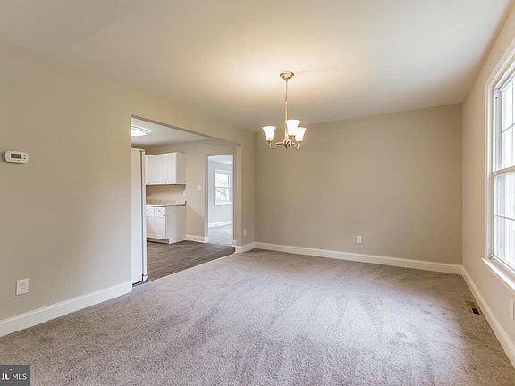 5th image of 14475 Forest Dr