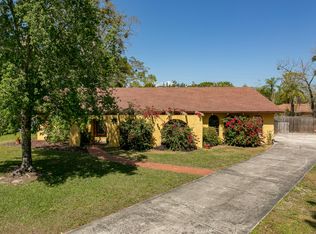 114 Vanderford Rd N, Orange Park, FL 32073