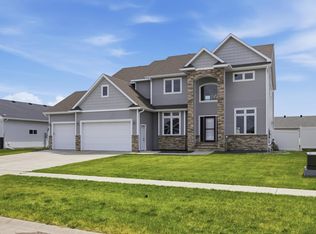 2736 70th Ave S, Fargo, ND 58104