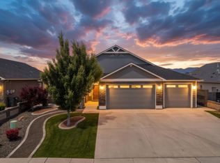8913 Sophie Rae Ct, Pasco, WA 99301