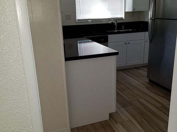 4th image of 2340 Union St