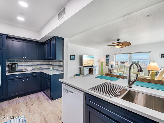 4th image of 205 Highway A1a APT 607