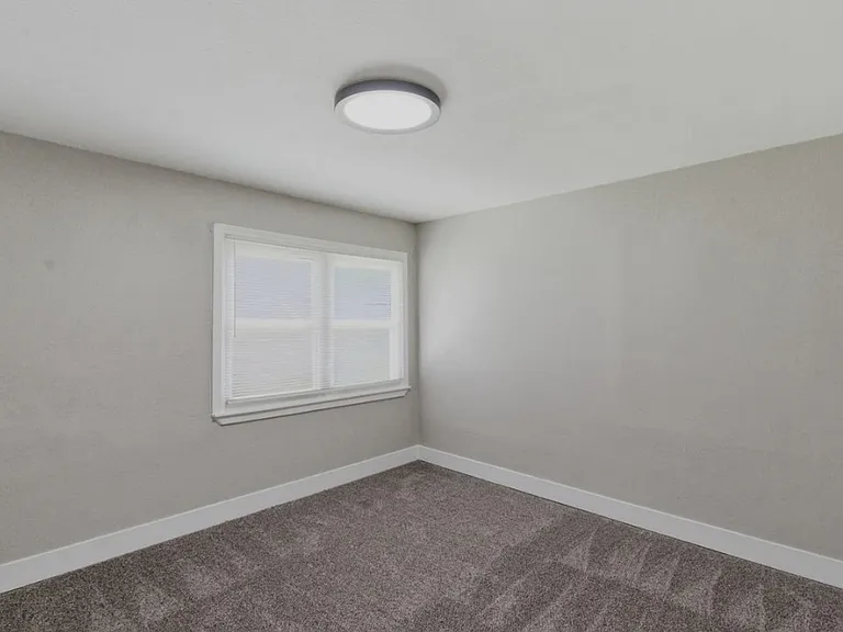 6310 S Benton Ave — Photo 4
