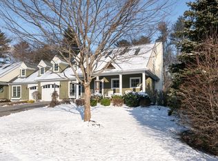 7 Sugar Maple Cir, Hanover, MA 02339