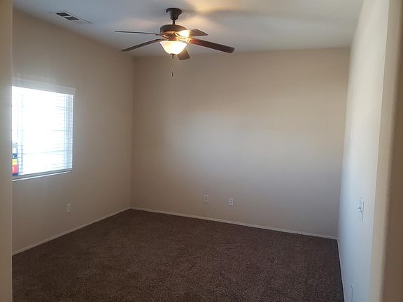 4th image of 15347 Baxter St
