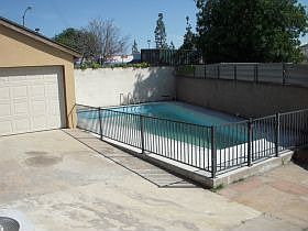 4th image of 678 Gleneagles Ave